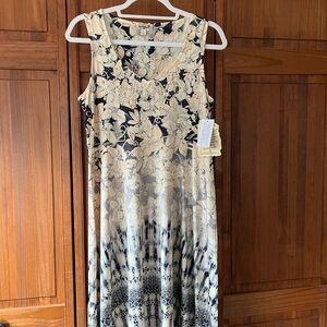 Floral Sleeveless Maxi Dress